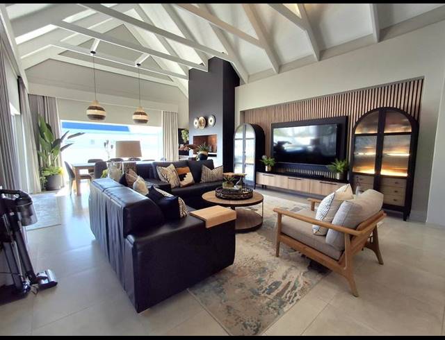 3 BEDROOM HOUSE FOR SALE IN LAMPIESBAAI